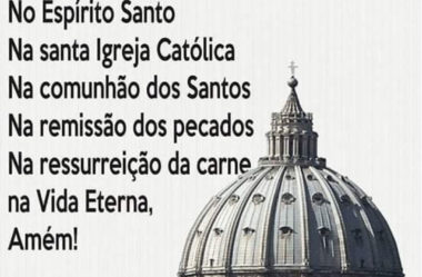 Creio No Espírito Santo Na santa Igreja Católica