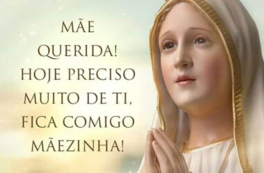 Fica Comigo Mãezinha