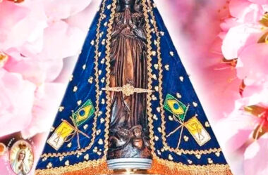 Bendita sejais ó Mãe Aparecida